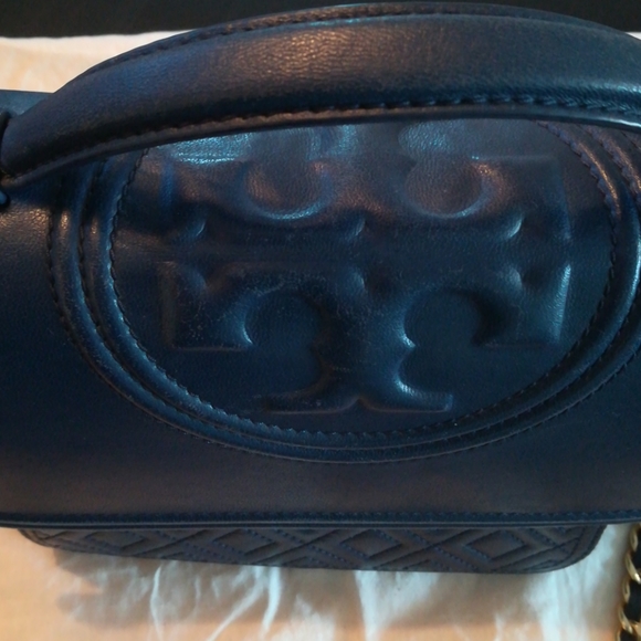 Tory Burch Fleming Satchel in Navy - Picture 8 of 16